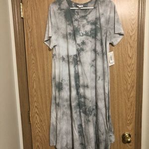 Lularoe tie dye carly